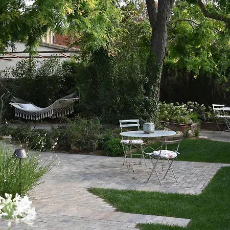 Les Hamaques Bed and breakfast