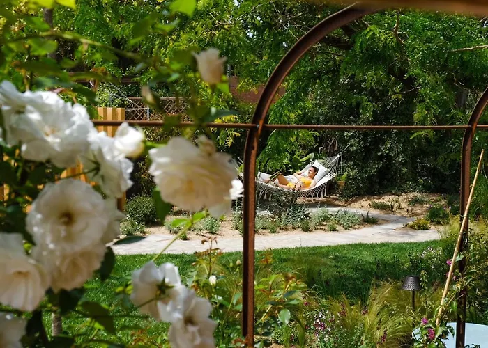 Les Hamaques Bed & Breakfast