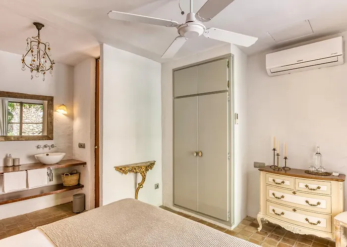 Les Hamaques Bed & Breakfast Viladamat